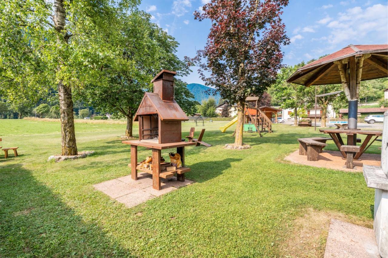 Residence Alessio Bezzecca Zewnętrze zdjęcie