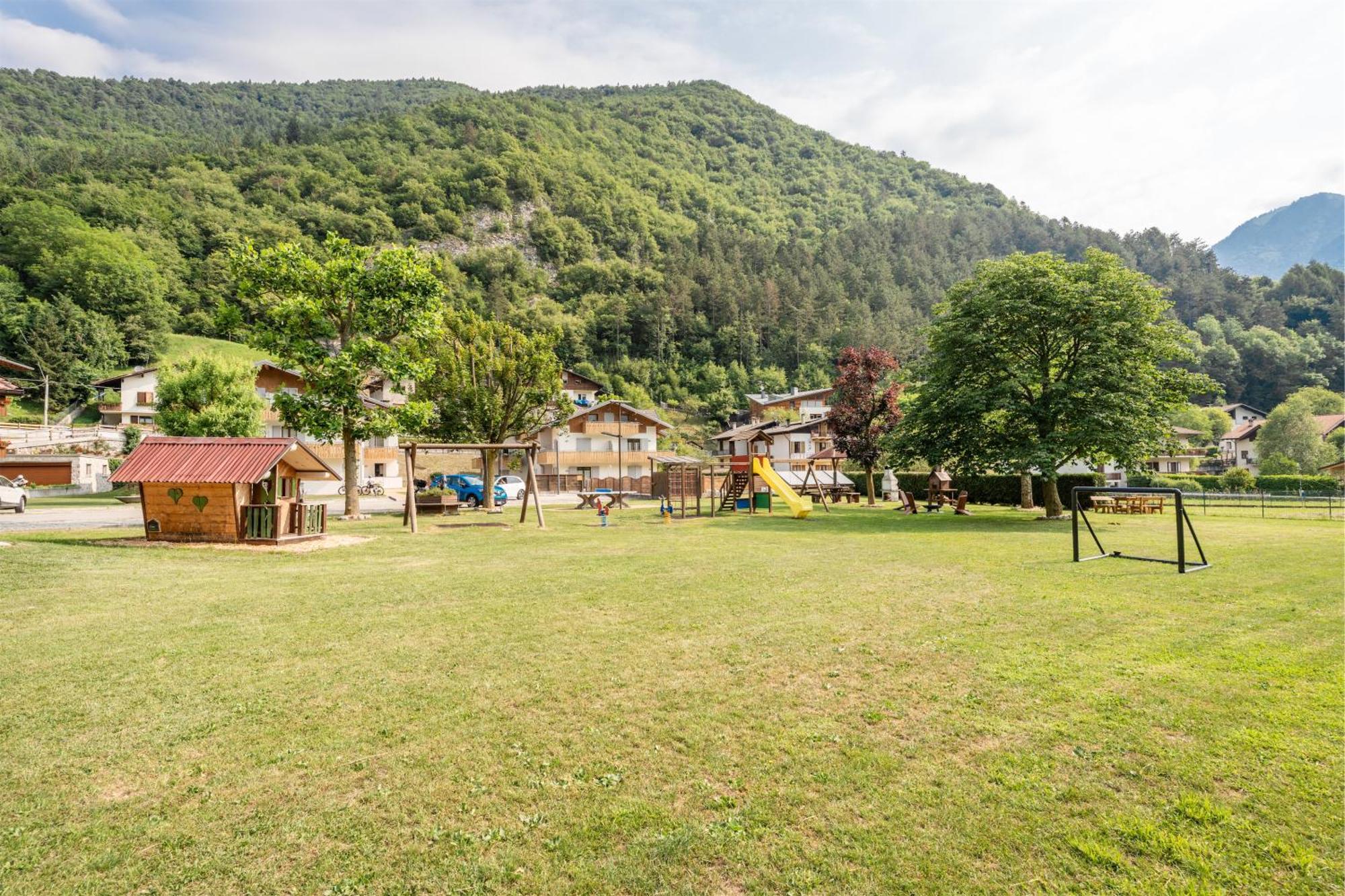 Residence Alessio Bezzecca Zewnętrze zdjęcie
