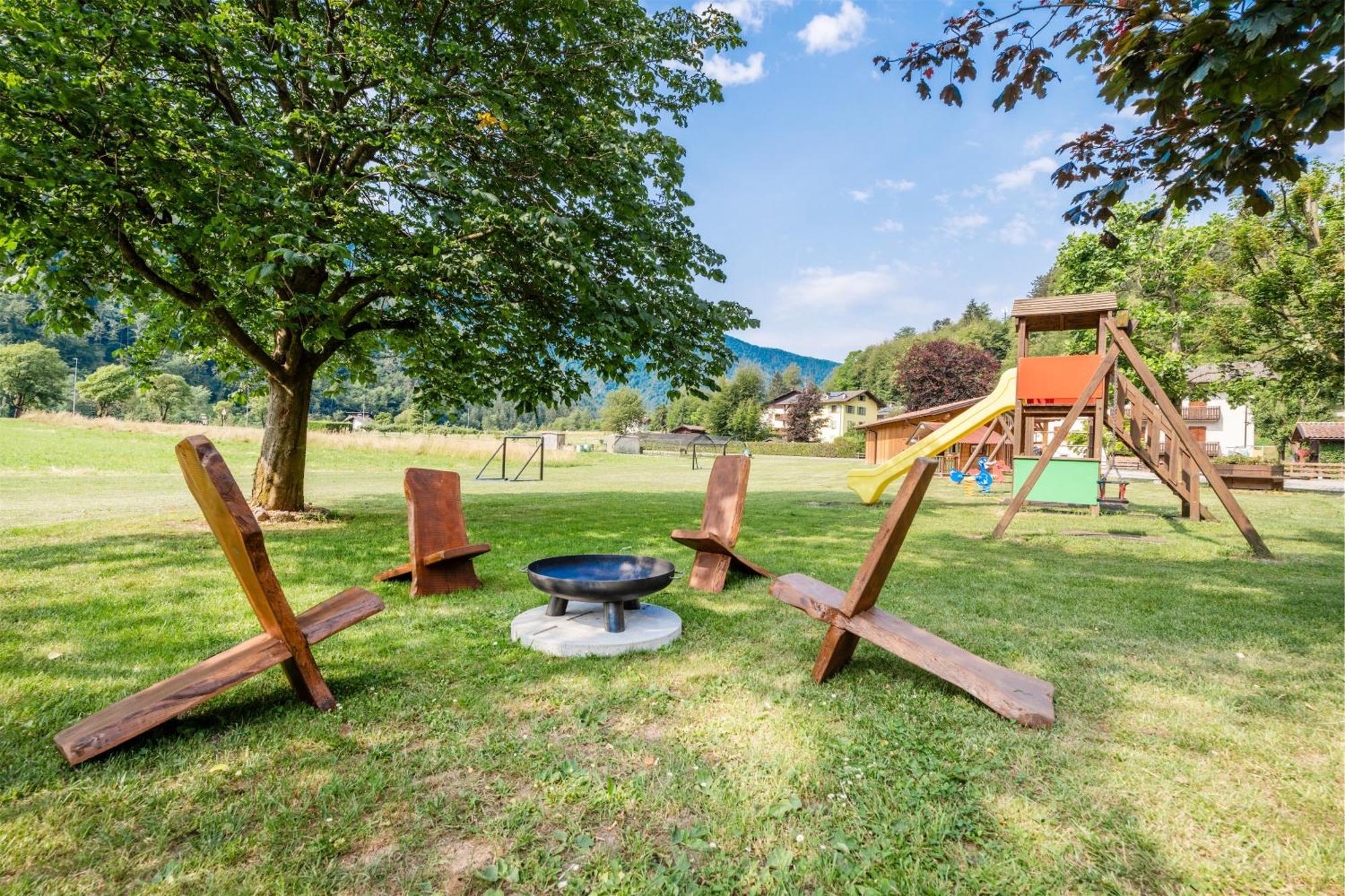 Residence Alessio Bezzecca Zewnętrze zdjęcie