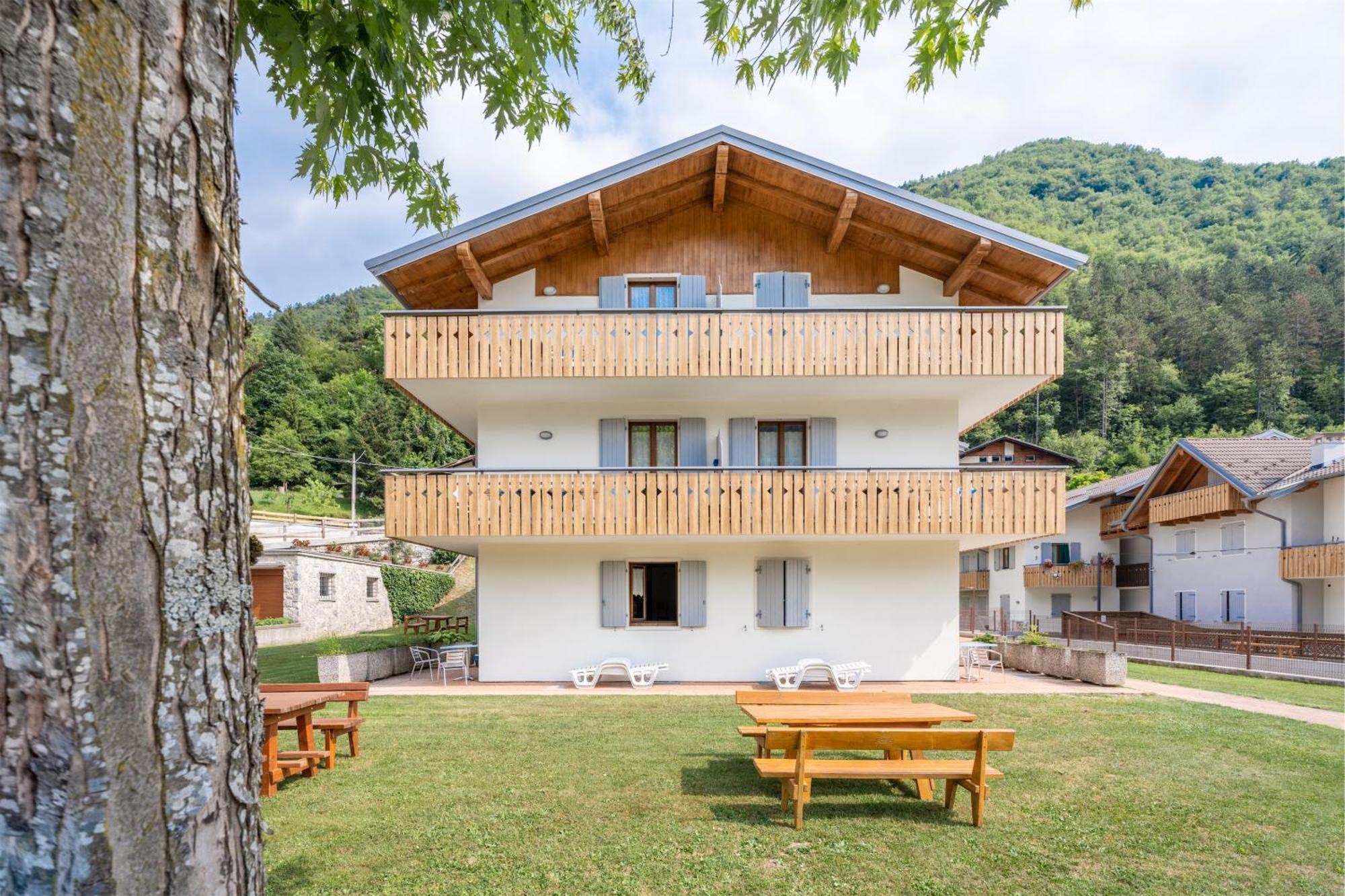 Residence Alessio Bezzecca Zewnętrze zdjęcie